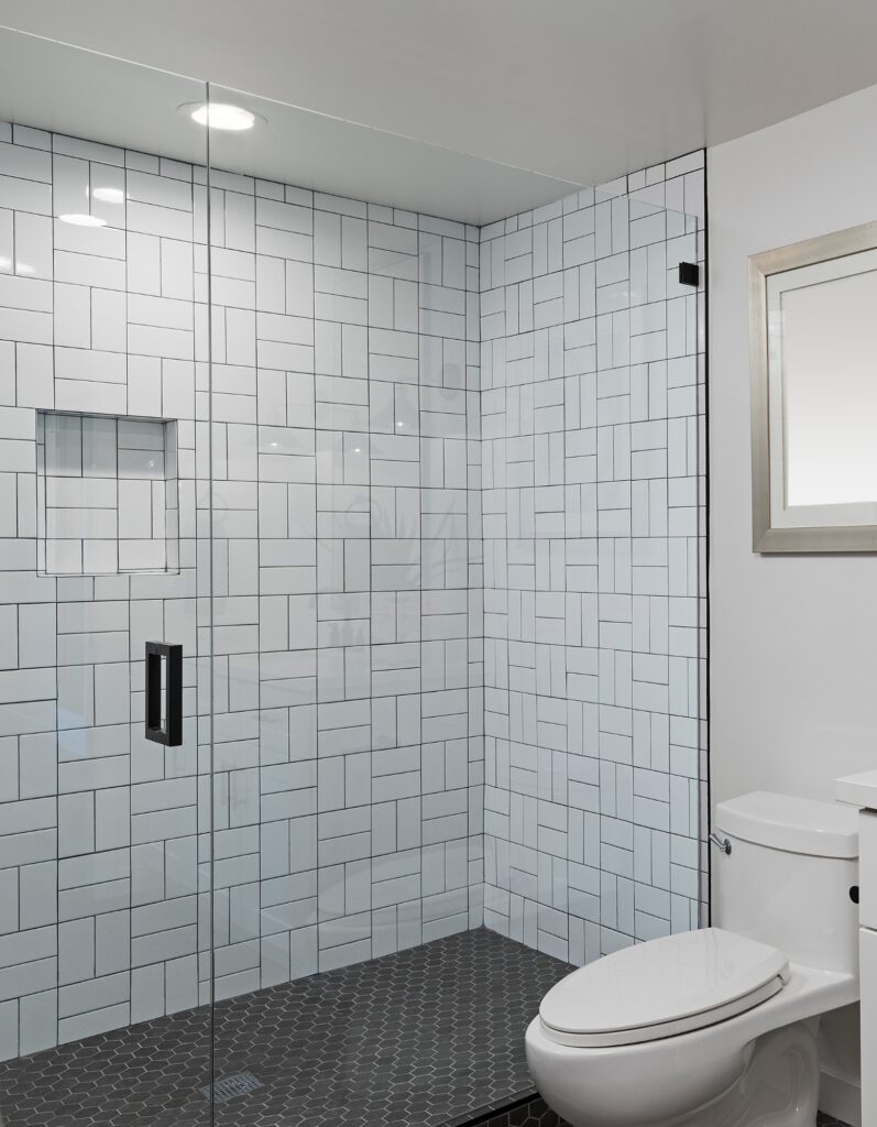 DM Interior Remodeling Bathroom Custom Creative Tile