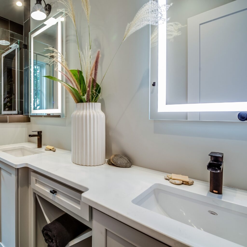 DM Interior Small Bathroom Remodel Light Mirror Ohio